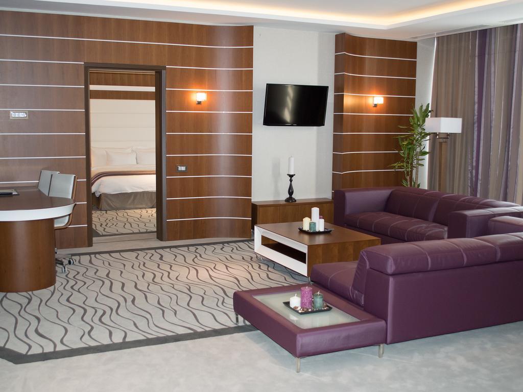 Premier Palace Spa Hotel Bucureşti Ngoại thất bức ảnh Suite