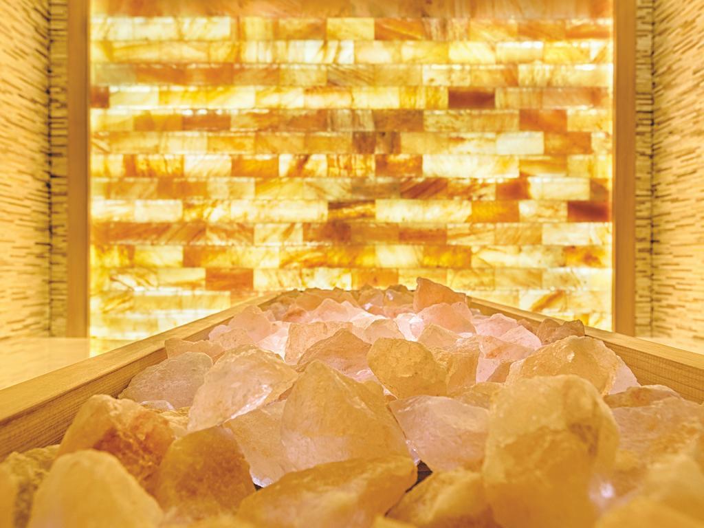 Premier Palace Spa Hotel Bucureşti Ngoại thất bức ảnh Salt cave