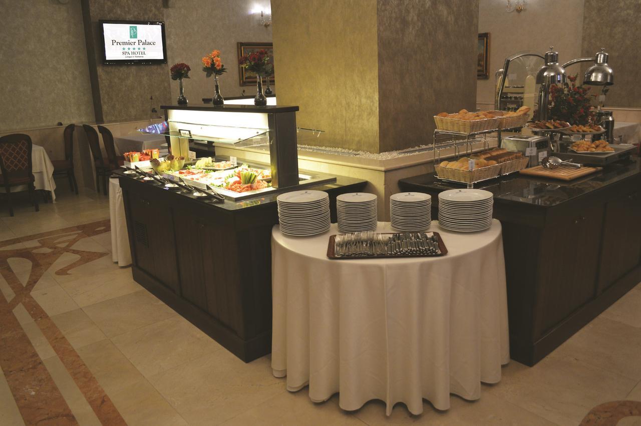 Premier Palace Spa Hotel Bucureşti Ngoại thất bức ảnh A buffet at a hotel